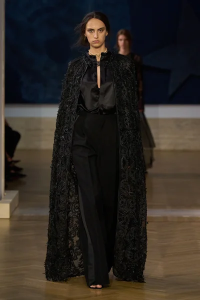 Look 40